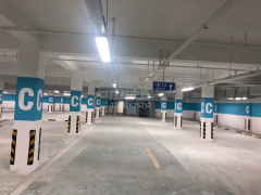 地下停車場(chǎng)劃線用什么材料,停車場(chǎng)劃線要用什么工具？