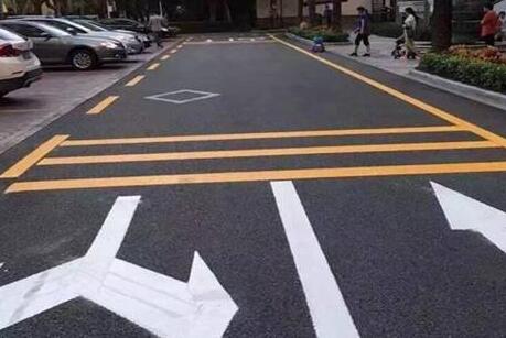 停車場(chǎng)劃線施工公司講解停車場(chǎng)劃線施工中各顏色的作用？