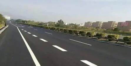 蘇州道路劃線施工如何進(jìn)程操控？