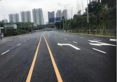 蘇州道路劃線分析，可變車道是什么意思？可變導(dǎo)向車道是可變車道嗎？