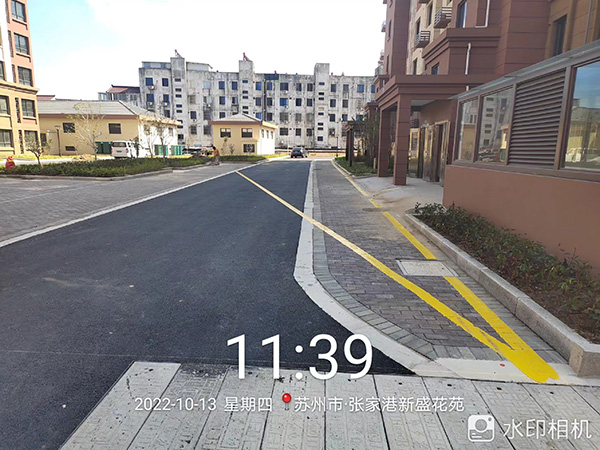 蘇州道路劃線廠家分析，環(huán)氧樹脂地坪有齒痕是什么原因？