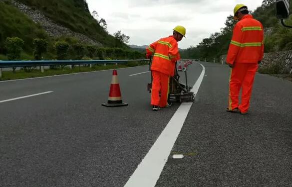 蘇州道路劃線公司施工水平要達(dá)到哪種標(biāo)準(zhǔn)？