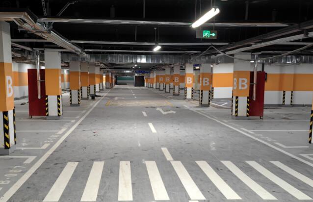 蘇州城市地下車(chē)庫(kù)劃線(xiàn)公司哪里有？可以找江蘇中穎