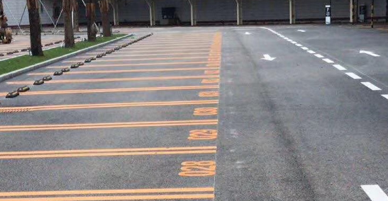 停車場劃線的材料有哪些？