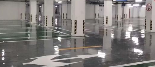 停車位劃線用什么機器？助您打造秩序停車場！
