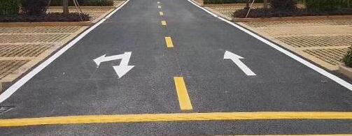 企業(yè)廠(chǎng)區(qū)道路劃線(xiàn)首選——江蘇中穎，專(zhuān)業(yè)、優(yōu)質(zhì)，讓安全出行無(wú)憂(yōu)