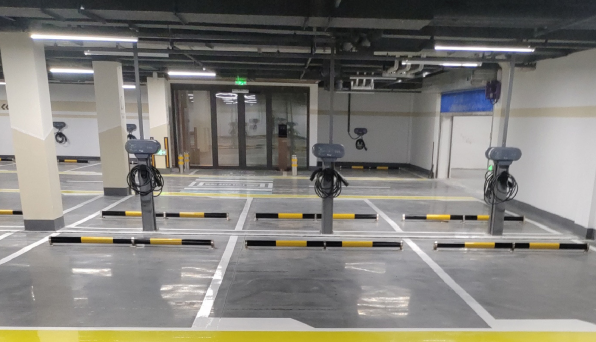 停車位標(biāo)線面積計(jì)算，為停車秩序提供科學(xué)依據(jù)
