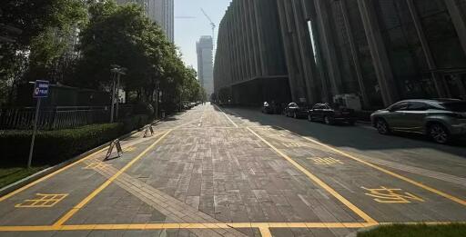 戶外消防劃線規(guī)范？ 考慮到實(shí)際環(huán)境和使用需求