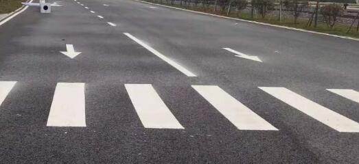 合肥廠區(qū)路面劃線成本揭秘，合肥市場的價格范圍與選擇建議